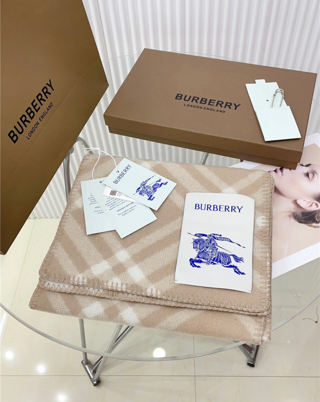 Écharpe inspiration Burberry